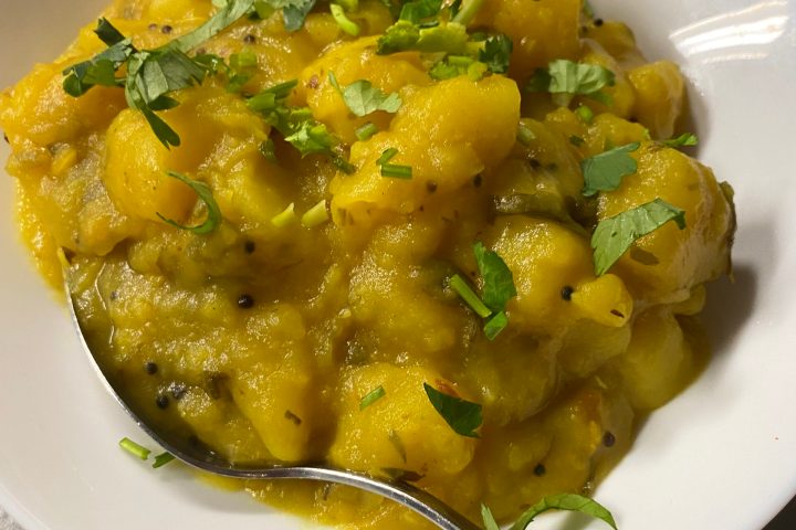 a bowl of food on a plate